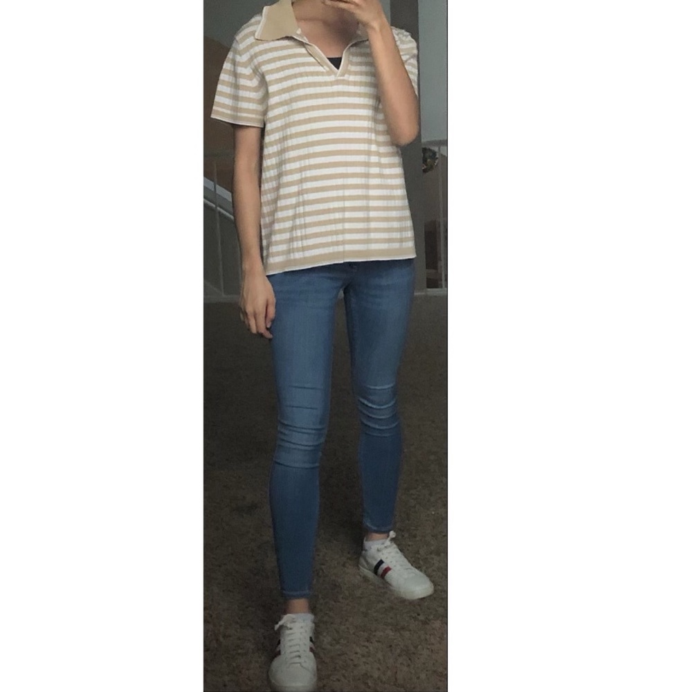 Stripped Short-Sleeve